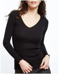 Maillot De Corps Col V Oscalito 3486 Laine Et Soie (Noir) 8 Maillot De Corps Col V Oscalito 3486 Laine Et Soie (Noir) -Aubade Lingerie Boutique maillot de corps col v oscalito 3486 laine et soie noir 2