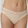 Slip échancré Triumph Amourette 300 (Peau) 2 Slip échancré Triumph Amourette 300 (Peau) -Aubade Lingerie Boutique slip echancre triumph amourette 300 peau
