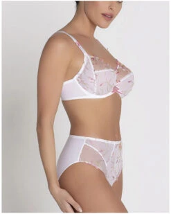 Slip Taille Haute Lise Charmel Été Frivole (Blanc Frivole) 10 Slip Taille Haute Lise Charmel Été Frivole (Blanc Frivole) -Aubade Lingerie Boutique slip taille haute lise charmel ete frivole blanc frivole 2