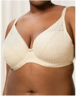 Soutien-gorge Coque Plunge Triumph Aura Spotlight (Creamy Dream) -Aubade Lingerie Boutique soutien gorge coque plunge triumph aura spotlight creamy dream 2