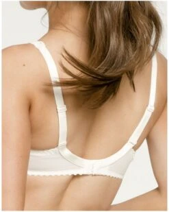 Soutien-gorge Coque Spacer Louisa Bracq Elise (Nacre) -Aubade Lingerie Boutique soutien gorge coque spacer louisa bracq elise nacre 1