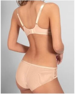 Soutien-gorge Moulé Classique Armatures Empreinte Allure (Amande) 13 Soutien-gorge Moulé Classique Armatures Empreinte Allure (Amande) -Aubade Lingerie Boutique soutien gorge moule classique armatures empreinte allure amande 5