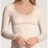 Top Manches Longues Calida Richesse Lace Laine & Soie (Light Ivory) 2 Top Manches Longues Calida Richesse Lace Laine & Soie (Light Ivory) -Aubade Lingerie Boutique top manches longues calida richesse lace laine soie light ivory